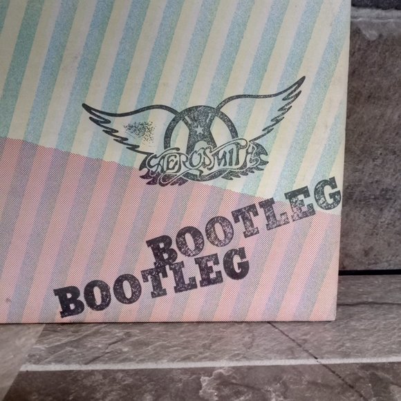 Aerosmith Live! Bootleg 2 LP Vinyl Records NM Condition PC2-35564 1978 - Picture 2 of 8